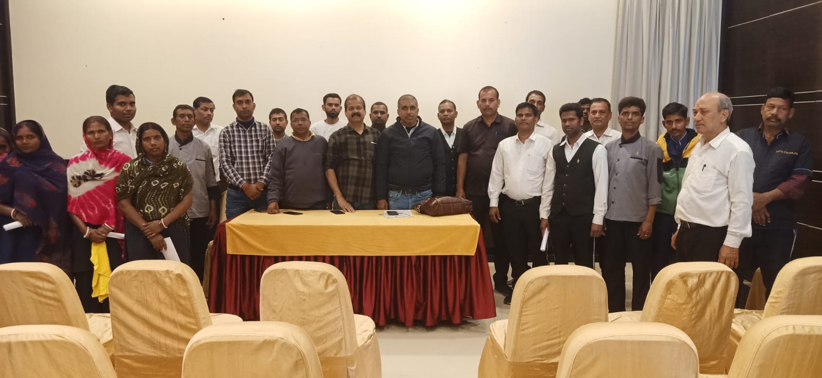 ईएसआईसी औषधालय सह शाखा कार्यालय बेगुसराय द्वारा किया गया जागरूकता सत्र का आयोजन